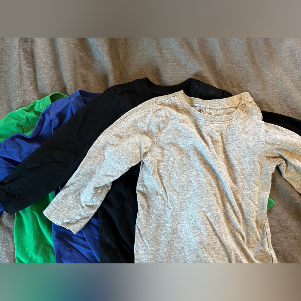 4 long sleeve tees 18-24M
